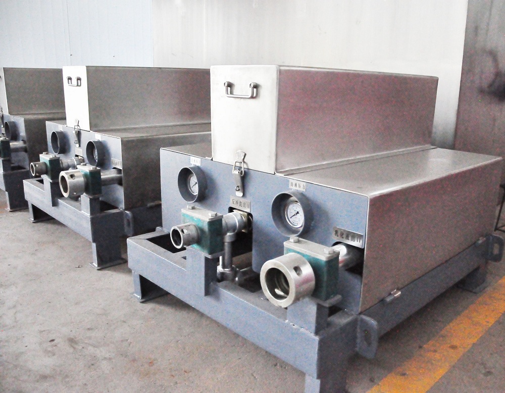 ��ѹ������װ��