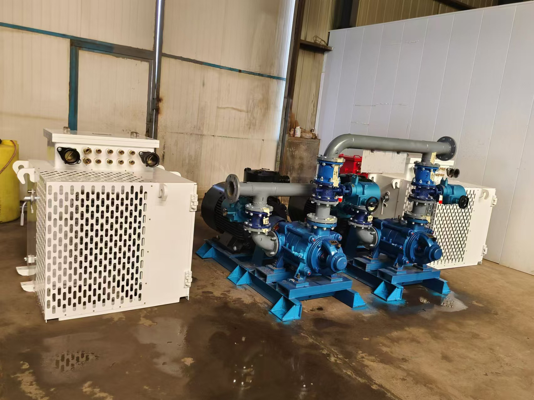 ��ѹ��ˮͼƬ