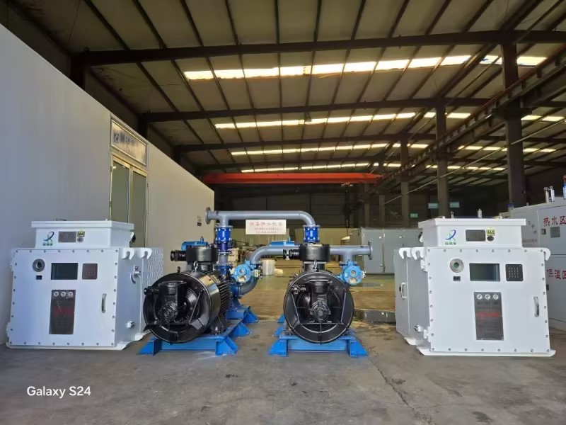 ��ѹ��ˮͼƬ