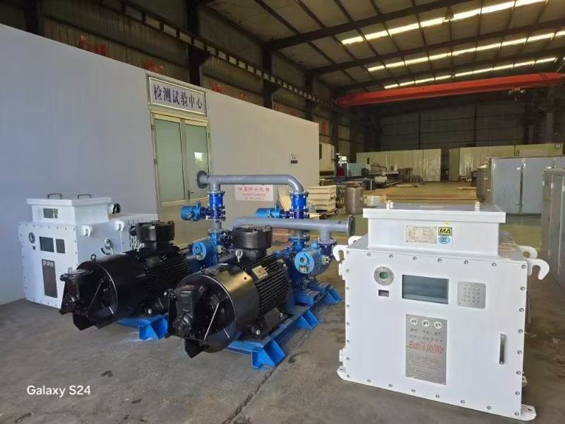 ��ѹ��ˮͼƬ