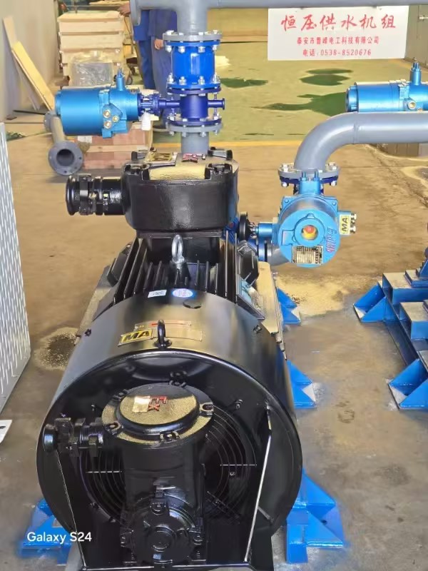 ��ѹ��ˮͼƬ